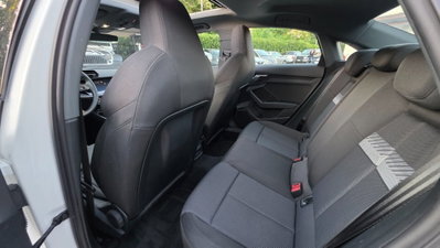 Audi A3 Sportback 30 TDI S line edition (15)