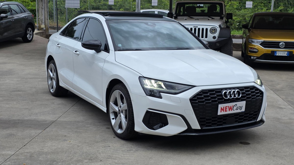 Audi A3 Sportback 30 TDI S line edition (2)