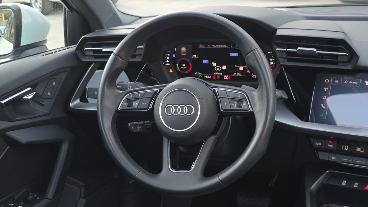Audi A3 Sportback 30 TDI S line edition (20)