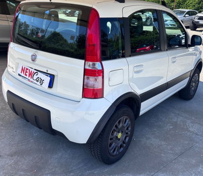 Fiat Panda 1.3 MJT 16V DPF 4x4 Climbing (5)
