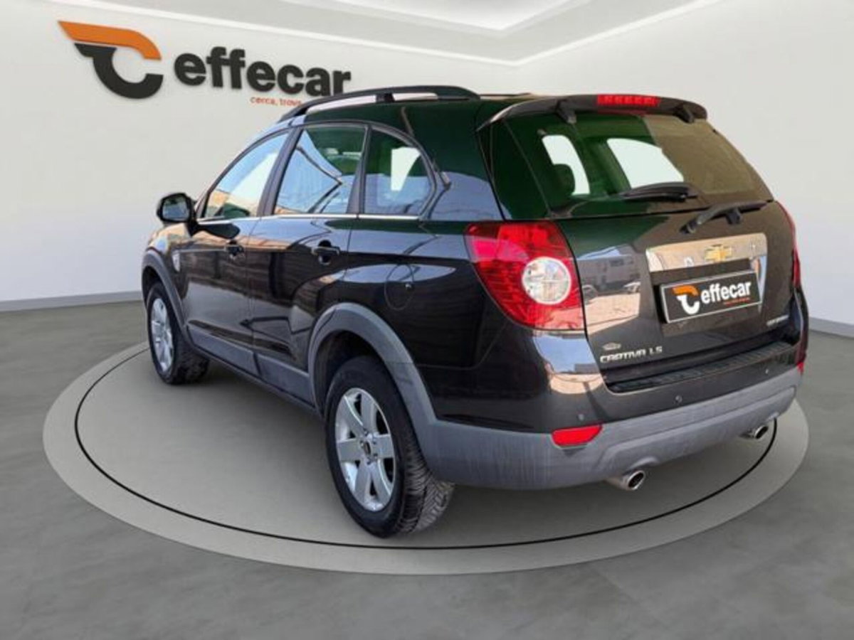 Chevrolet Captiva 2.0 VCDi 2WD (4)