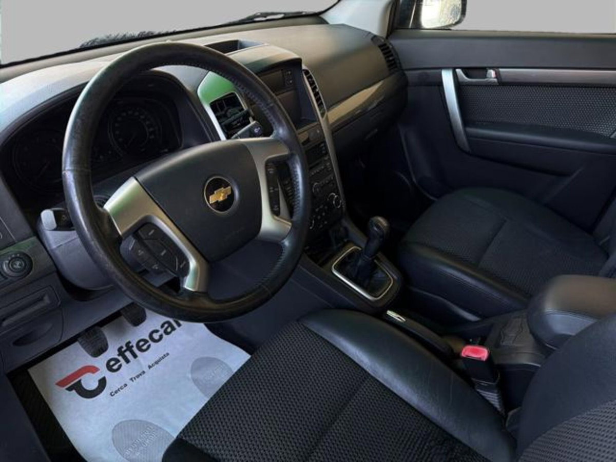 Chevrolet Captiva 2.0 VCDi 2WD (7)