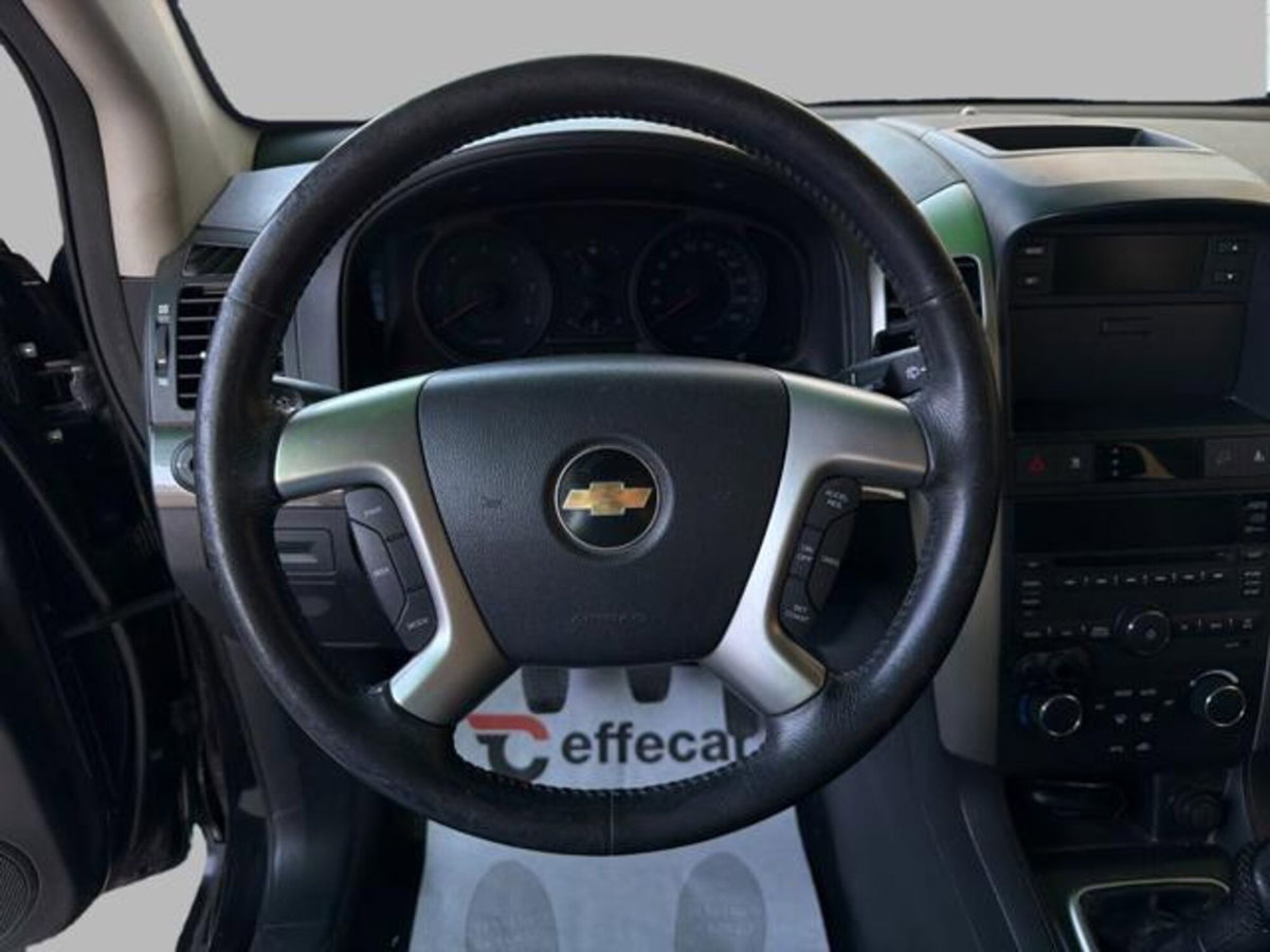 Chevrolet Captiva 2.0 VCDi 2WD (8)