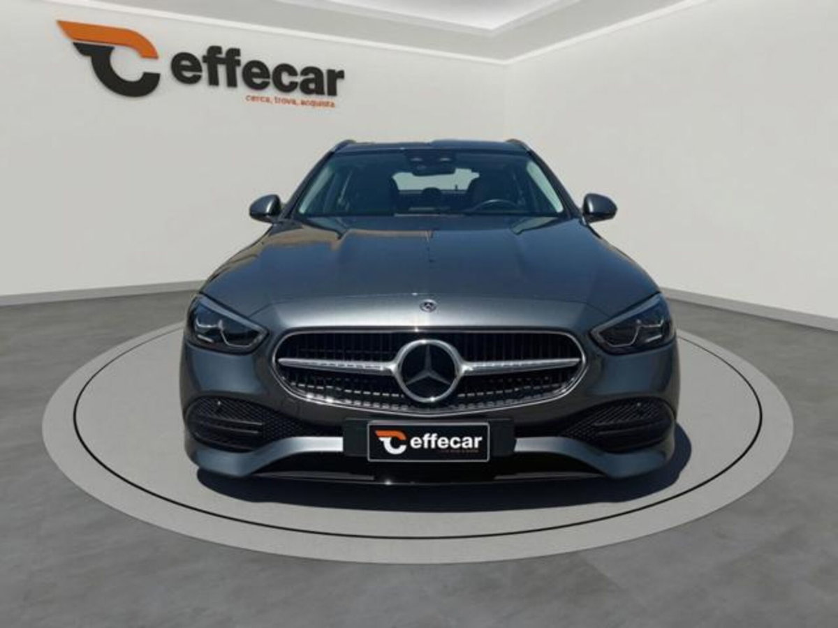 Mercedes-Benz Classe C Station Wagon 220 d Mild hybrid 4Matic Sport (2)