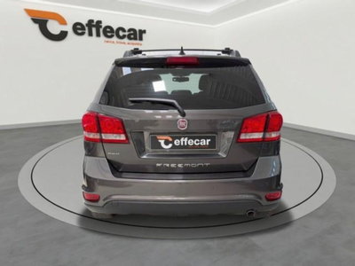 Fiat Freemont 2.0 Mjt 170 CV 4x4 Automatica Lounge (5)