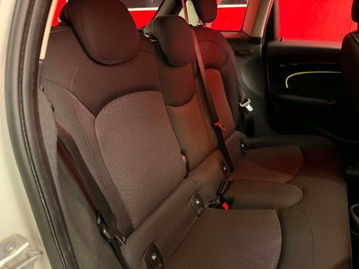 MINI Mini 1.5 Cooper Business 5 porte (4)