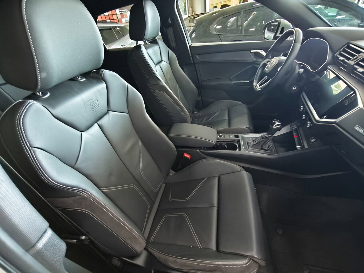 Audi Q3 Sportback 35 TDI quattro S tronic S line edition (12)