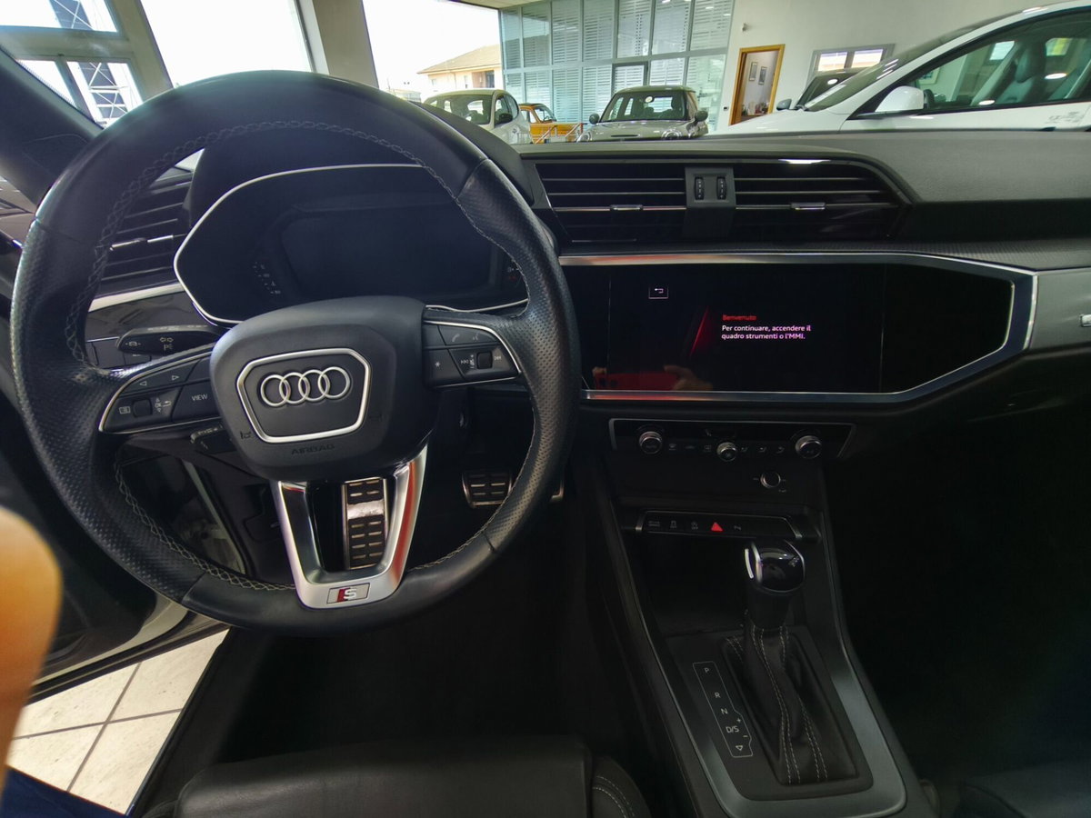 Audi Q3 Sportback 35 TDI quattro S tronic S line edition (7)