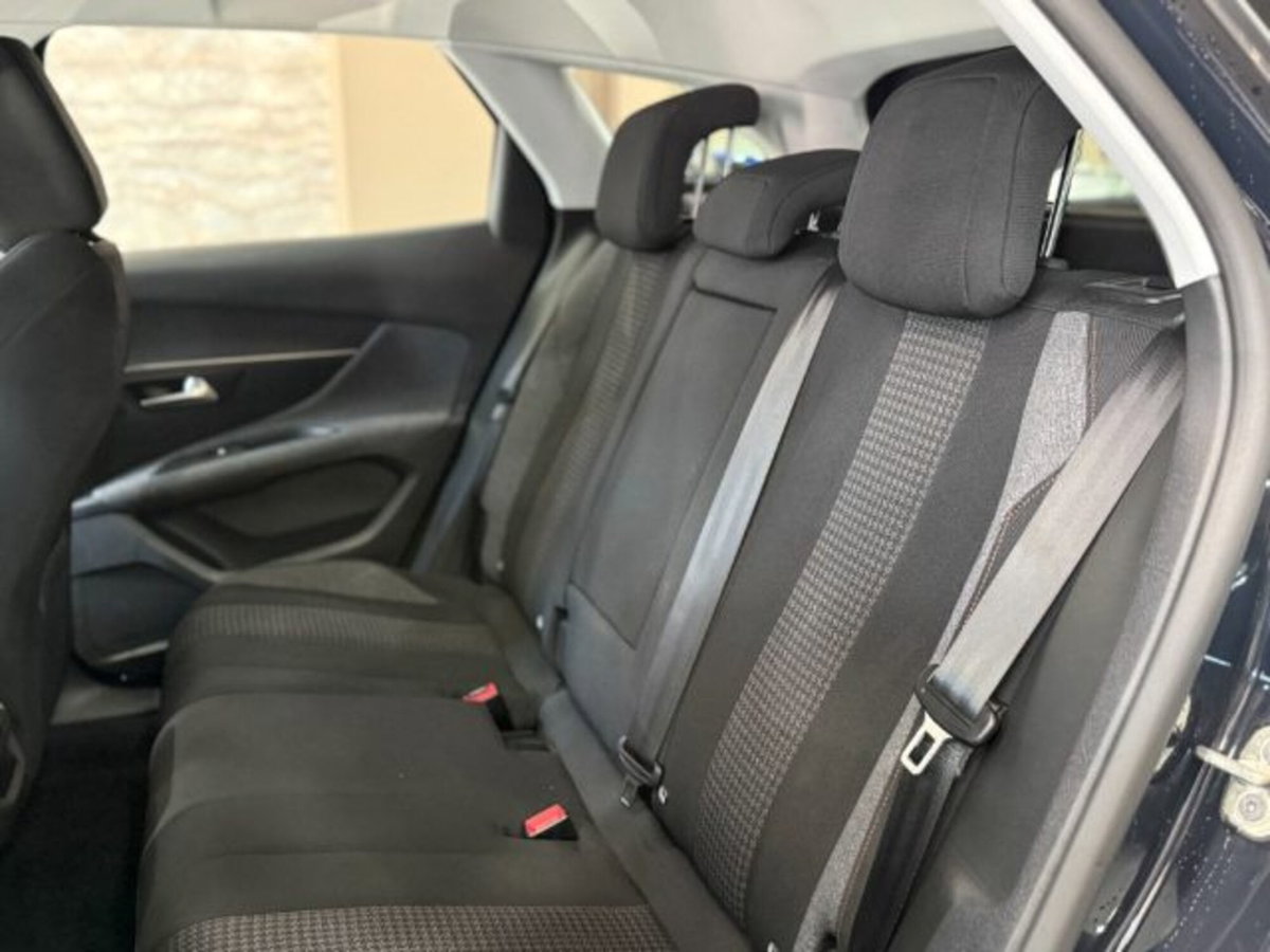Peugeot 3008 PureTech Turbo 130 S&S Active Pack (16)