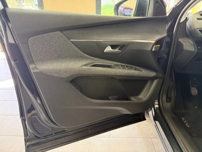 Peugeot 3008 PureTech Turbo 130 S&S Active Business (9)