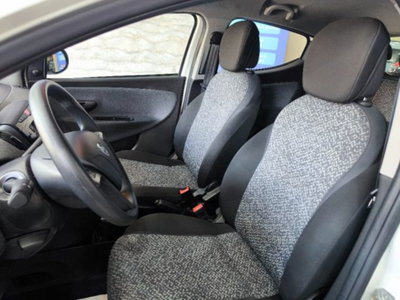 Lancia Ypsilon 1.0 FireFly 5 porte S&S Hybrid Ecochic A. Ferretti (12)