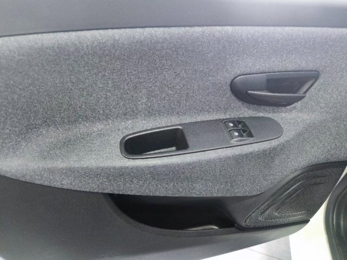 Lancia Ypsilon 1.0 FireFly 5 porte S&S Hybrid Ecochic A. Ferretti (8)
