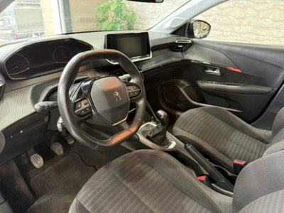 Peugeot 208 1.2 puretech Active s&s 75cv (11)