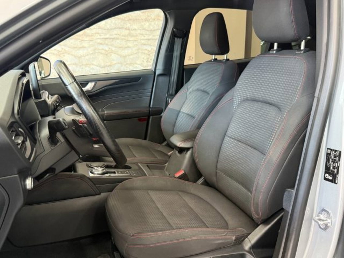 Ford Kuga 1.5 EcoBlue 120 CV aut. 2WD ST-Line X Design (12)