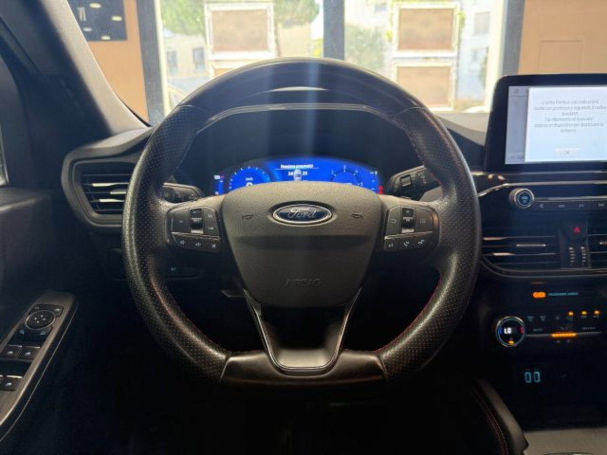 Ford Kuga 1.5 EcoBlue 120 CV aut. 2WD ST-Line X Design (16)
