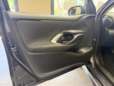 Toyota Yaris 1.5 Hybrid 5 porte Energy (11)