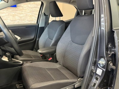 Toyota Yaris 1.5 Hybrid 5 porte Energy (12)