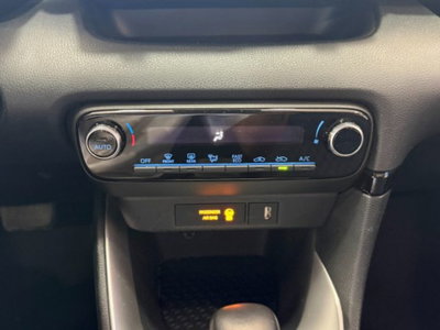 Toyota Yaris 1.5 Hybrid 5 porte Energy (18)