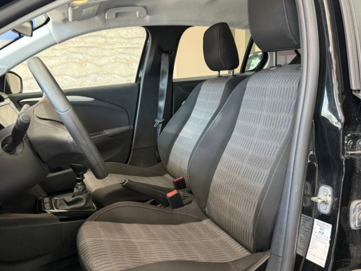 Opel Corsa 1.5 D 100 CV Edition (11)