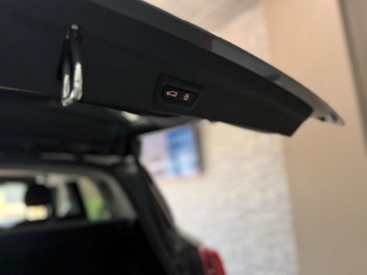 MINI Mini Countryman 1.5 One D Essential Countryman (10)