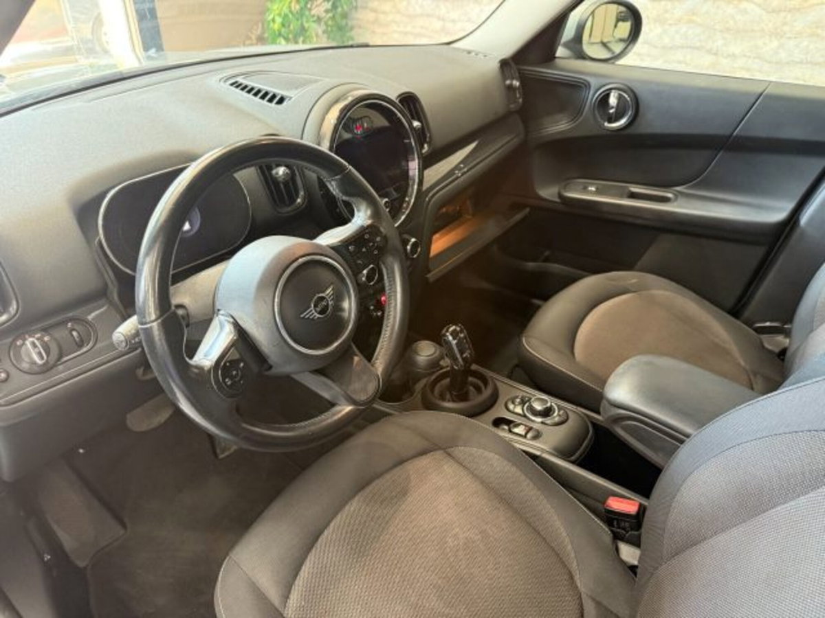 MINI Mini Countryman 1.5 One D Essential Countryman (15)