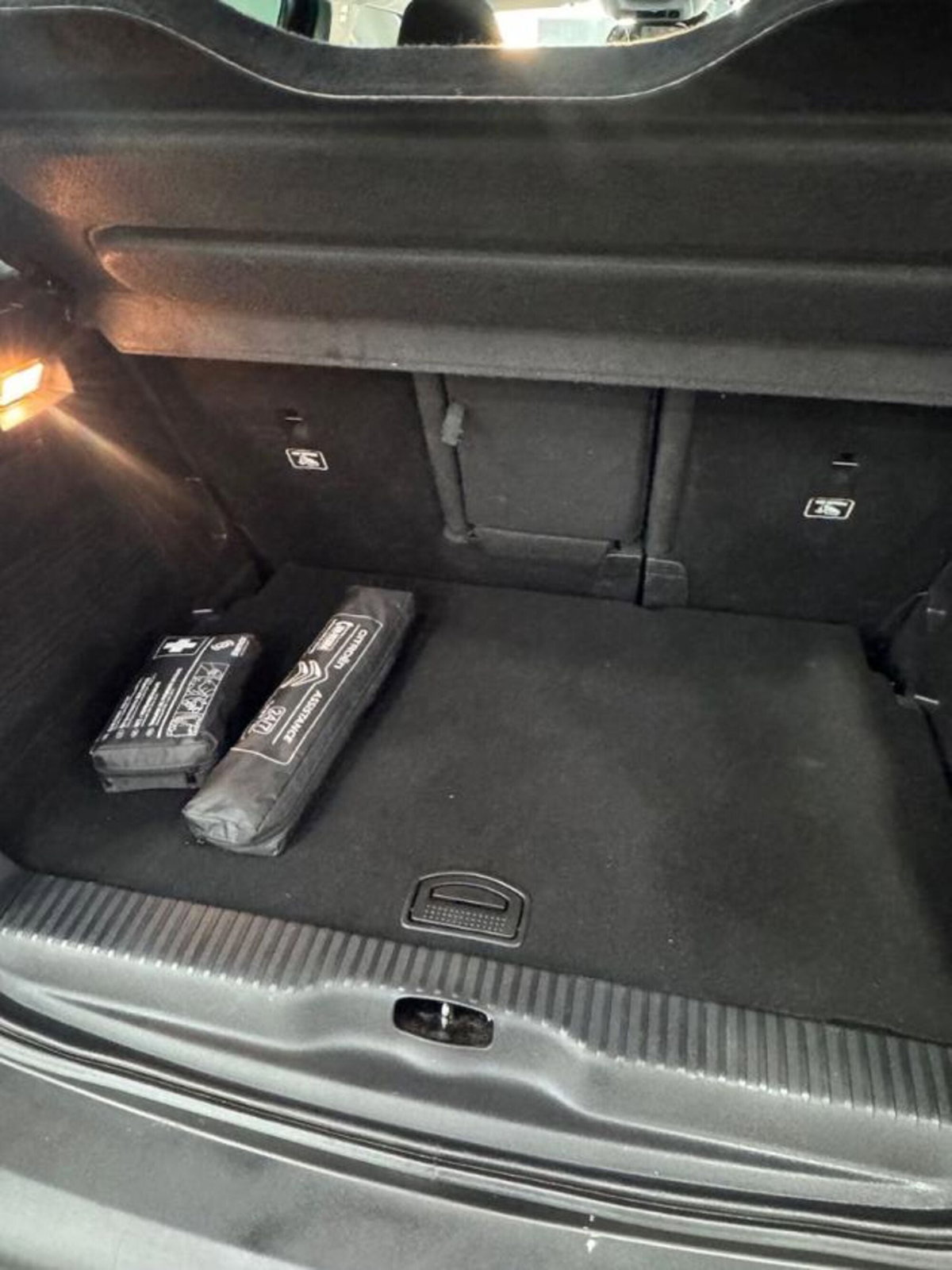 Citroen C3 Aircross BlueHDi 120 S&S EAT6 Shine (9)