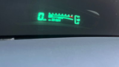 Toyota Yaris 1.0 5 porte Sol (10)