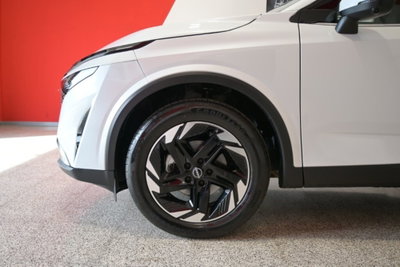 Nissan Qashqai 1.3 mhev N-Connecta 2wd 140cv (12)
