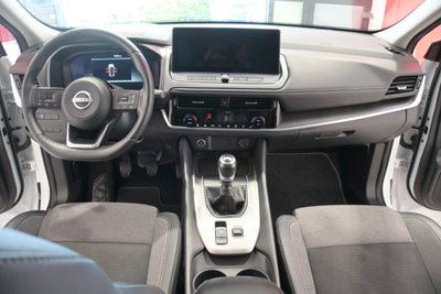Nissan Qashqai 1.3 mhev N-Connecta 2wd 140cv (13)
