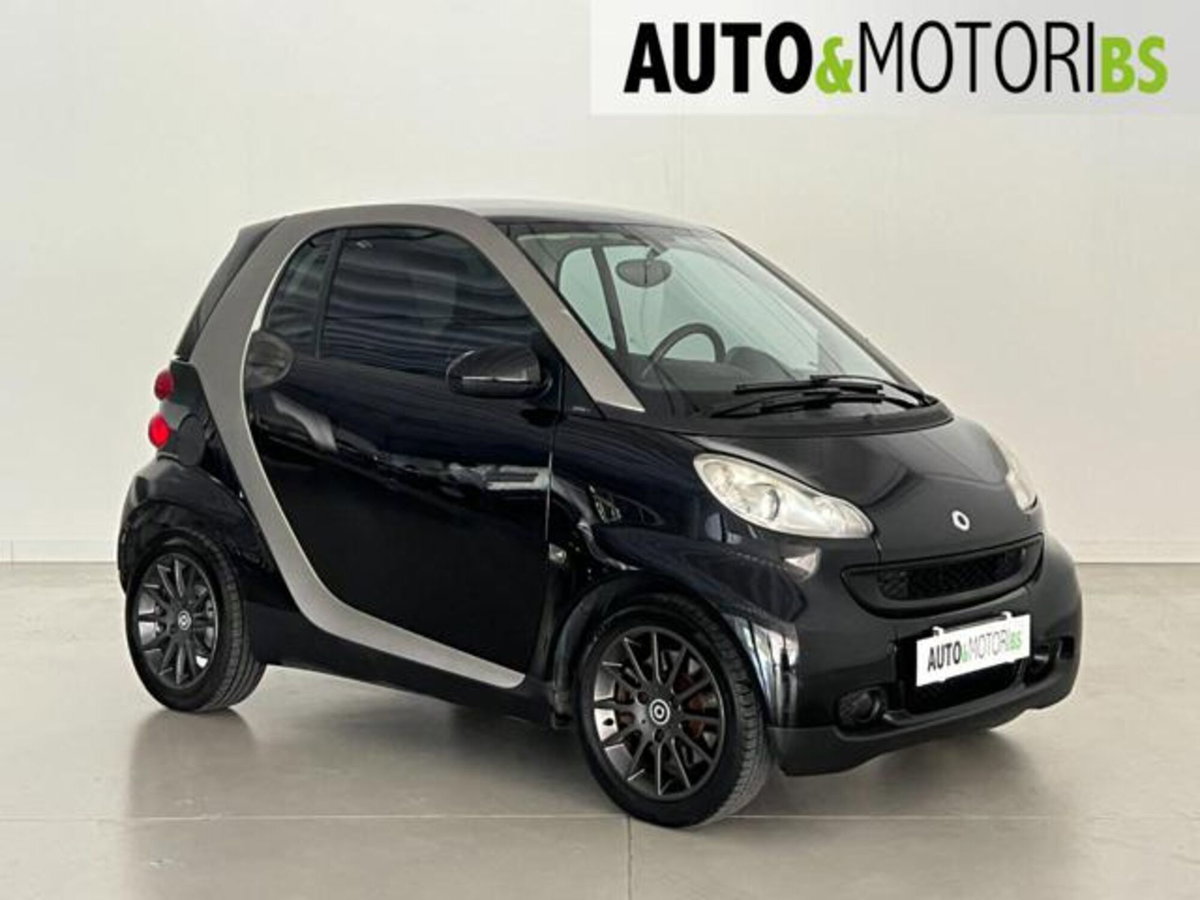 smart Fortwo 1000 52 kW MHD coupé passion (3)