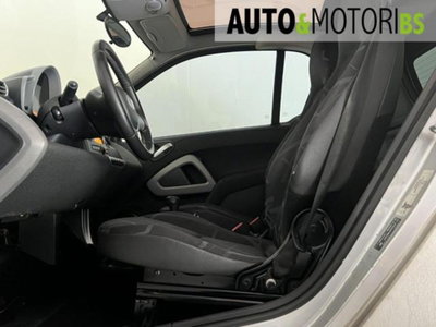 smart Fortwo 1000 52 kW MHD coupé passion (9)