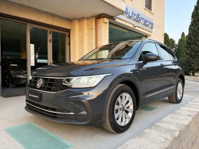 Volkswagen Tiguan 2.0 TDI 150 CV SCR DSG 4MOTION Life usata