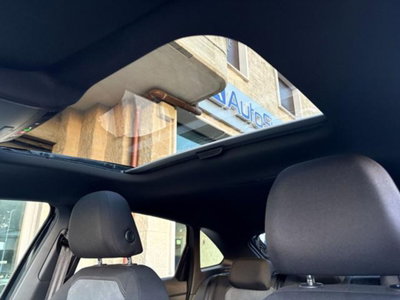 Volkswagen Taigo 1.0 TSI 110 CV DSG R-Line (10)