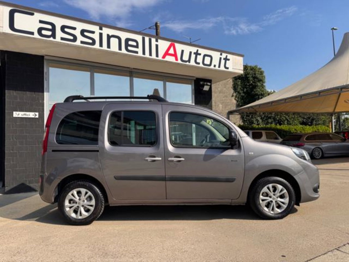 Renault Kangoo 1.5 dCi 90CV 5 porte Stop & Start Extrem (4)