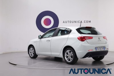 Alfa Romeo Giulietta 1.6 JTDm-2 Distinctive (16)