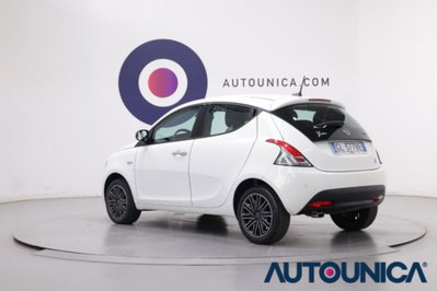 Lancia Ypsilon 1.0 FireFly 5 porte S&S Hybrid Ecochic Gold (13)