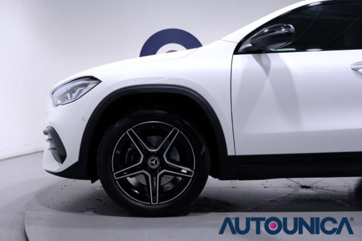 Mercedes-Benz GLA SUV 250 e Plug-in hybrid Automatic Premium (11)