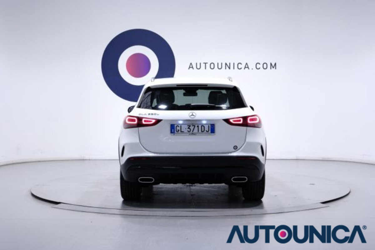 Mercedes-Benz GLA SUV 250 e Plug-in hybrid Automatic Premium (16)