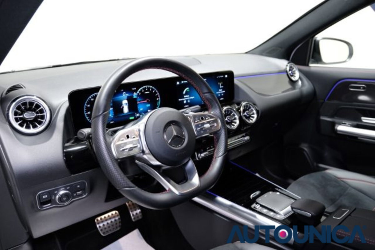 Mercedes-Benz GLA SUV 250 e Plug-in hybrid Automatic Premium (5)