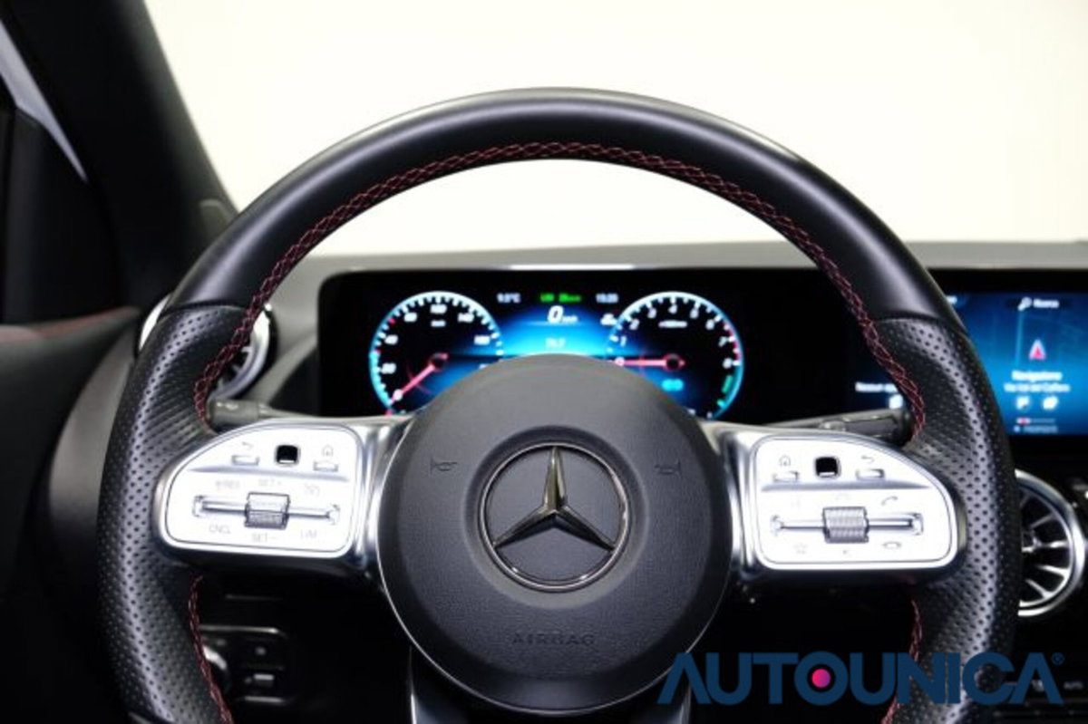 Mercedes-Benz GLA SUV 250 e Plug-in hybrid Automatic Premium (7)