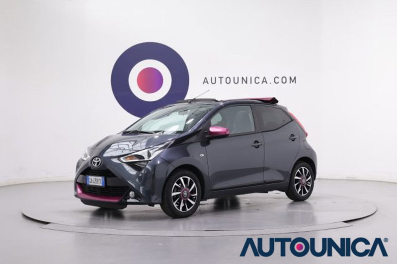 Toyota Aygo Connect 1.0 VVT-i 72 CV 5 porte x-wave