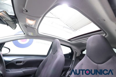 Toyota Aygo Connect 1.0 VVT-i 72 CV 5 porte x-wave (20)