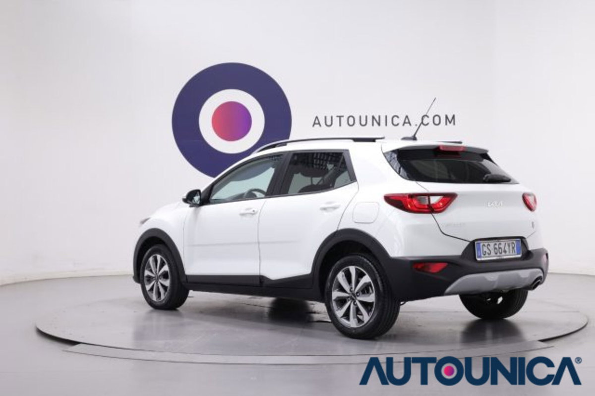 Kia Stonic 1.2 DPI Style (16)