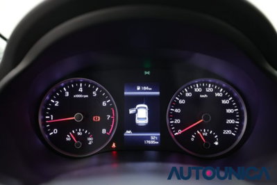 Kia Stonic 1.2 DPI Style (8)