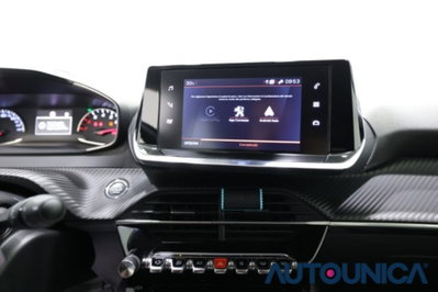 Peugeot 208 PureTech 100 Stop&Start EAT8 5 porte Allure Pack (9)