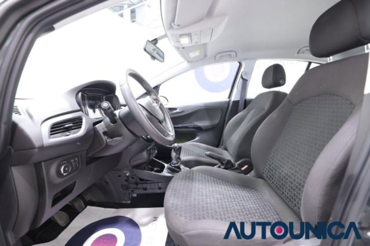 Opel Corsa 1.2 5 porte Advance (19)