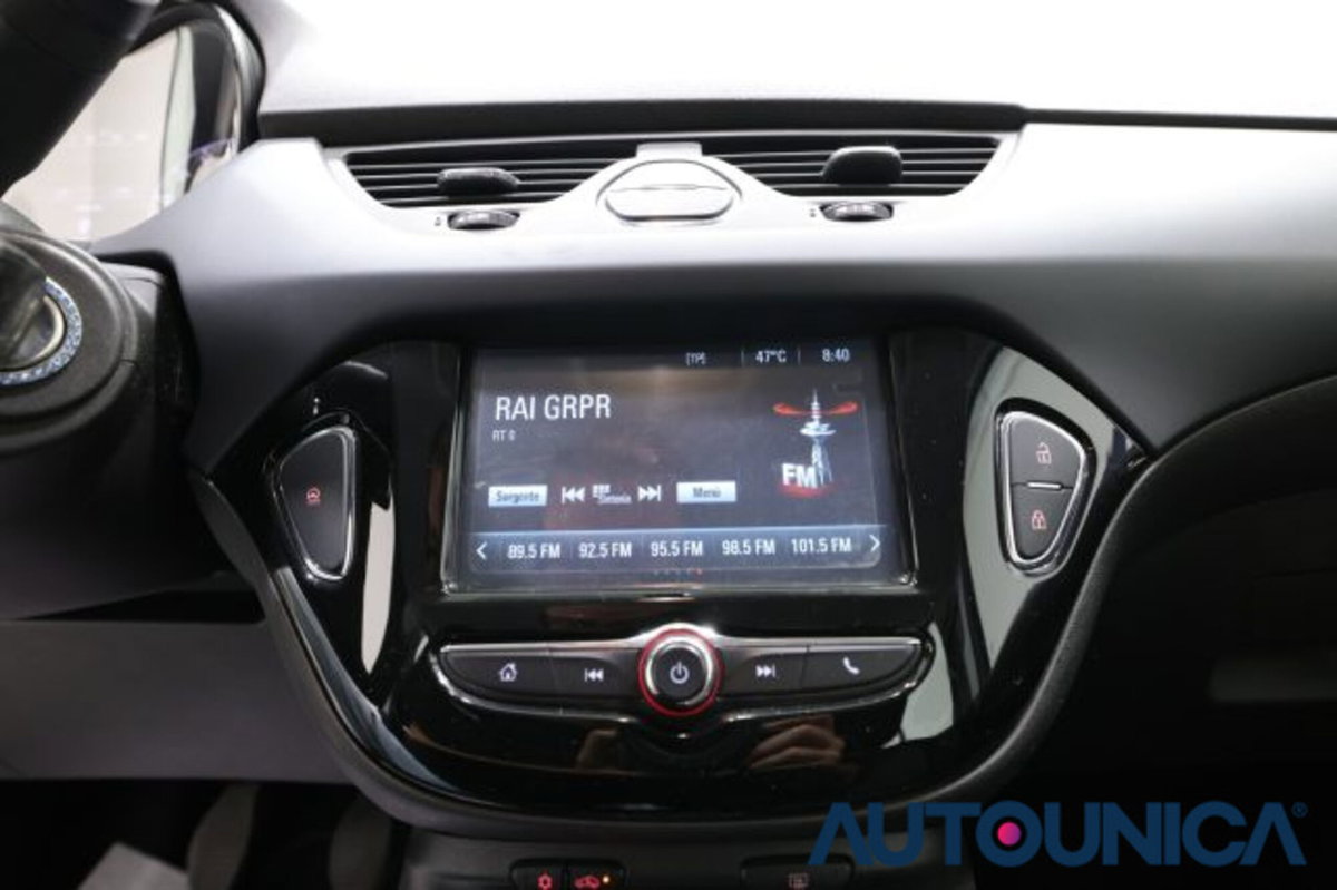 Opel Corsa 1.2 5 porte Advance (9)