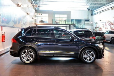 Volkswagen Tiguan 2.0 TDI 150 CV SCR DSG 4MOTION R-Line (2)