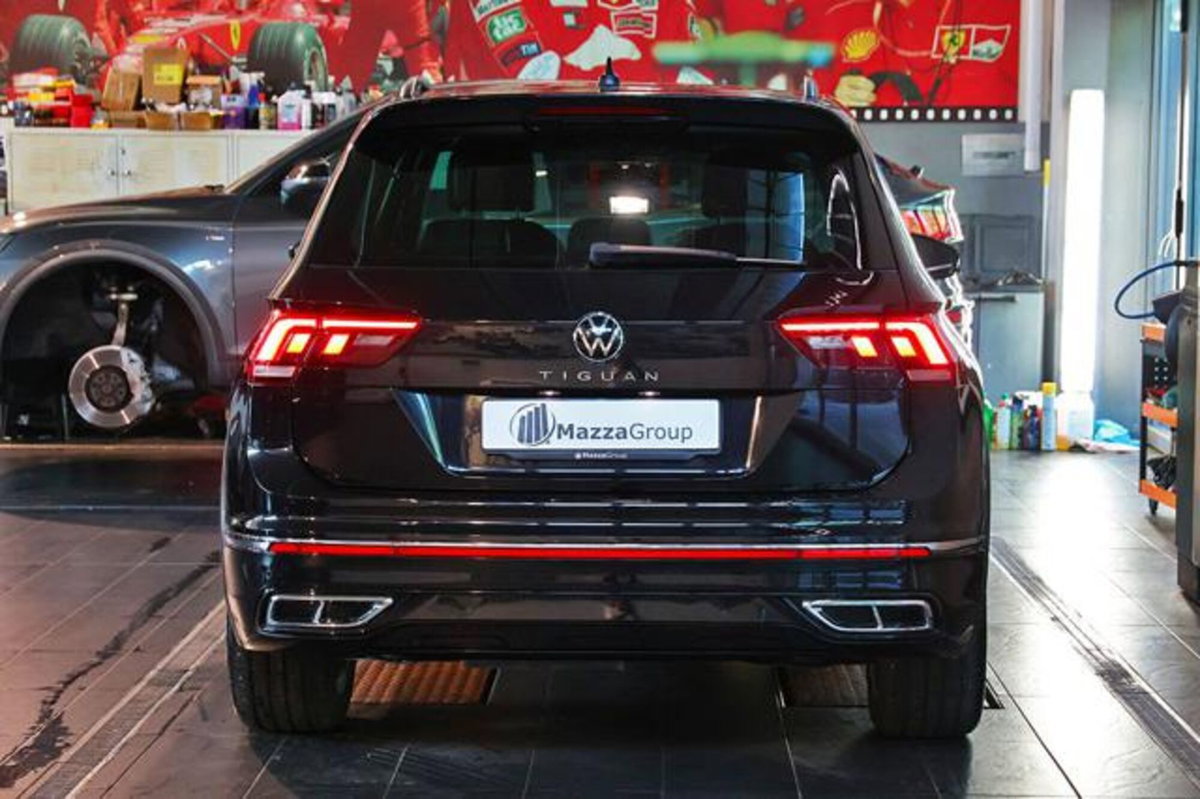 Volkswagen Tiguan 2.0 TDI 150 CV SCR DSG 4MOTION R-Line (4)