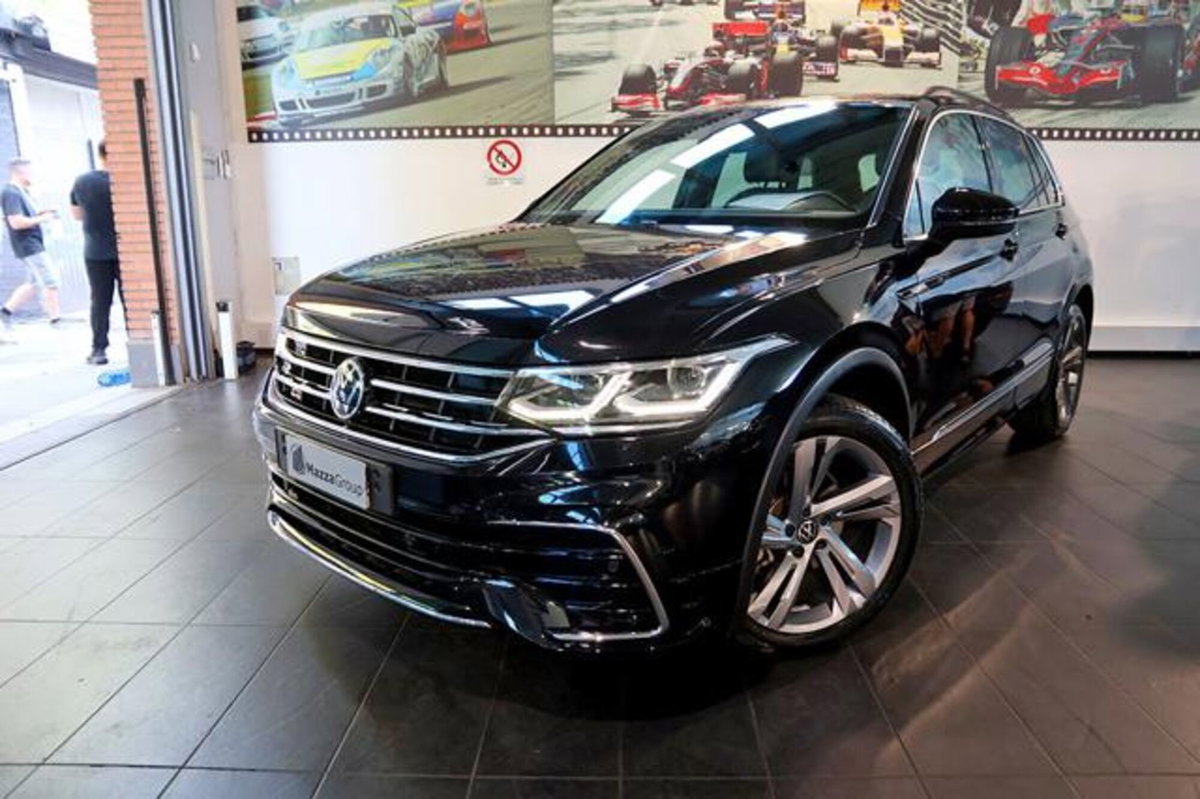 Volkswagen Tiguan 2.0 TDI 150 CV SCR DSG 4MOTION R-Line (7)